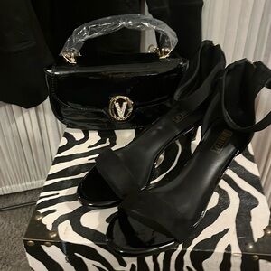 Idifu Black pump Heel Ankle Buckle Wrap patent Leather Toe/ size 8.5